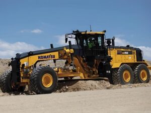motoniveladora Komatsu