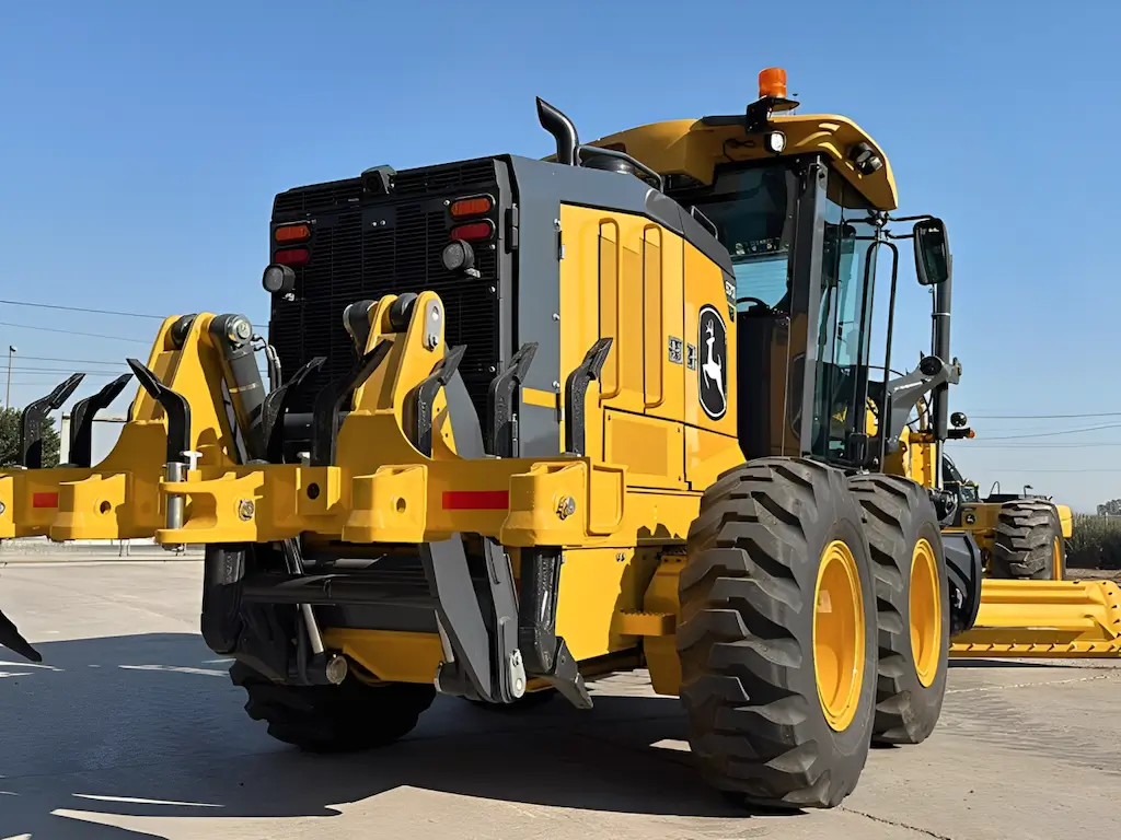 Motoniveladora John Deere