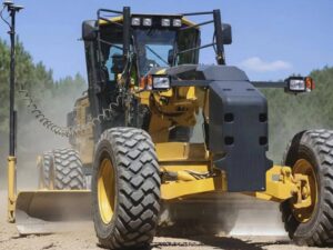 Motoniveladora Komatsu gd655